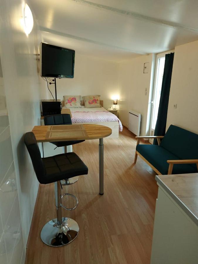 Studio Au Calme Wifi 600M Centre Ville Parking Gratuit Devant Castres  Bagian luar foto